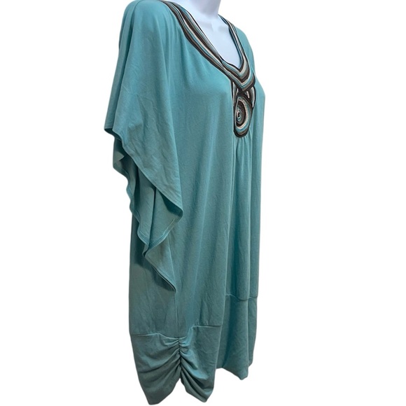 Maurices Boho Aqua/Teal Drape Top with Embroidery Around V Neck Size Plus 0 - Picture 2 of 12